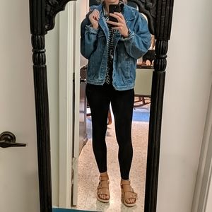 Perfect over sized 90s jean jacket